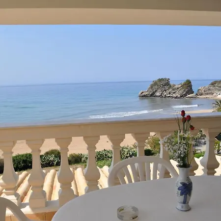 Apartamento Beachfront House Tolis - *